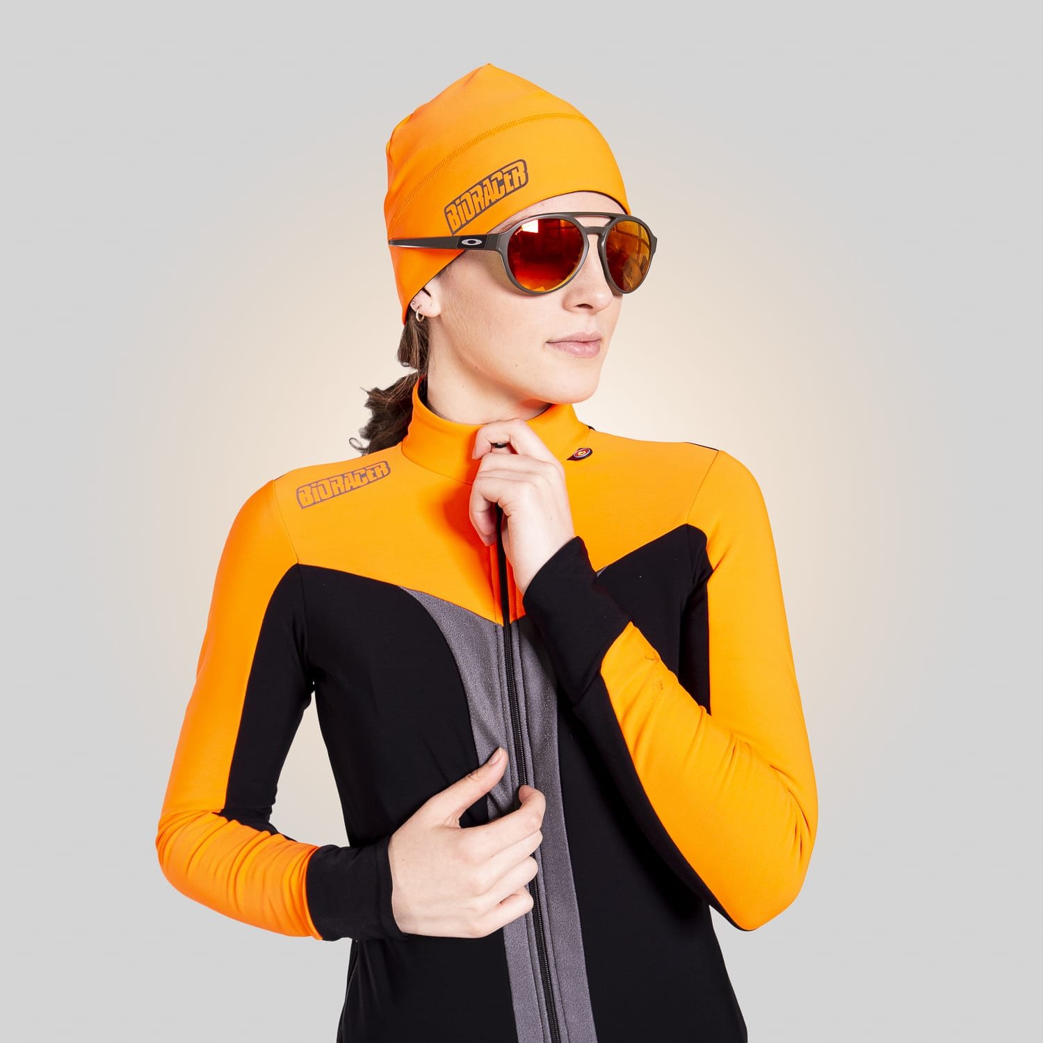 Vesper-Tempest-fluo-Orange-Tempest-Hat-Indoor-Merel-1