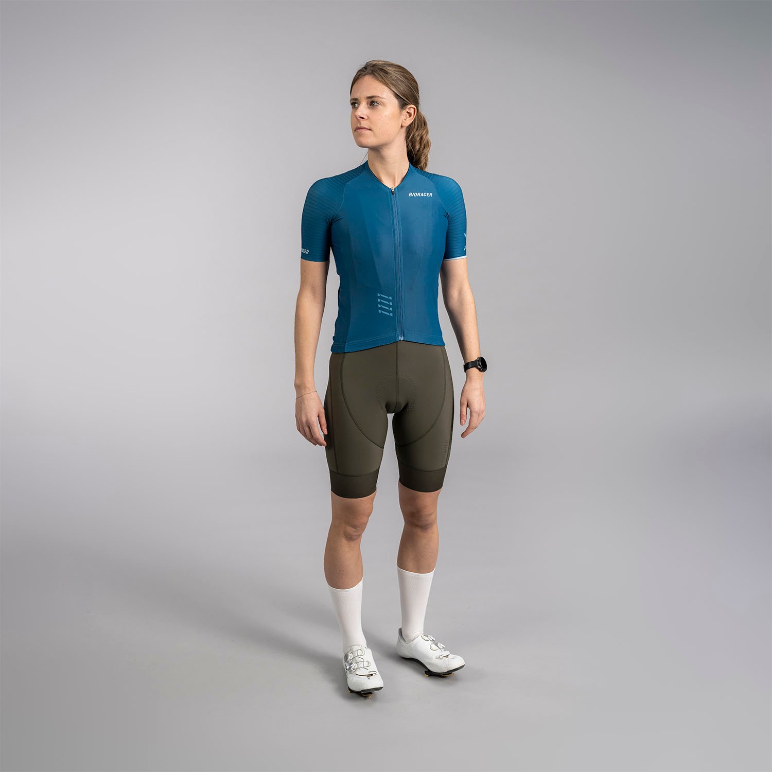 CO_BR10411W_PET-BLU_I1-2