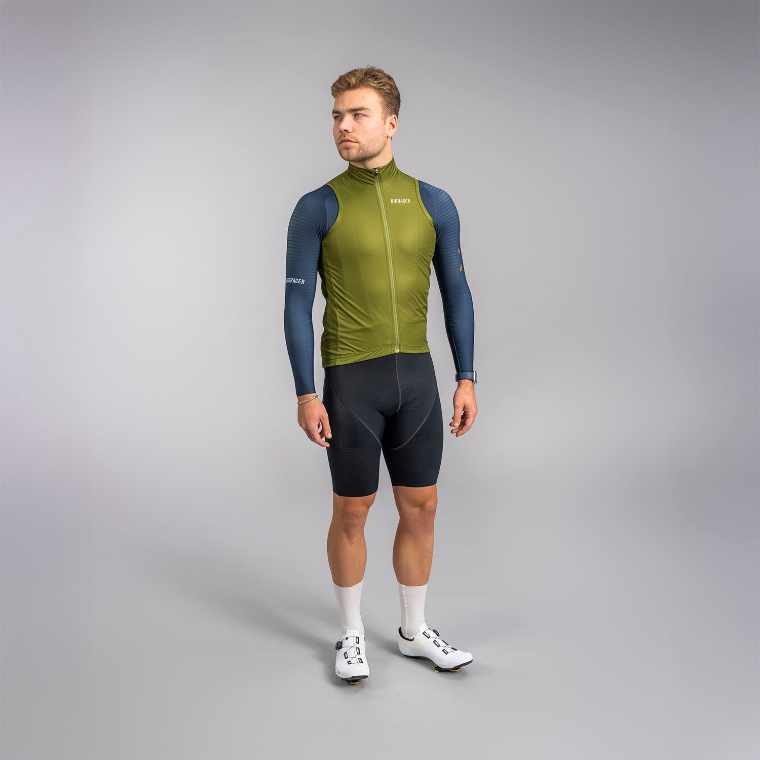 CO_BR10420_THY-GRE_I1-4