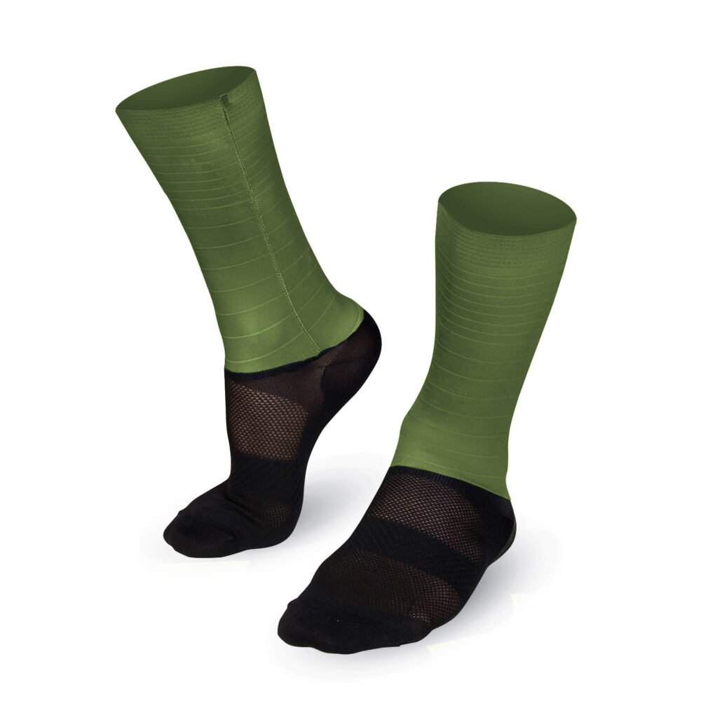 Bioracer Tech Socks légáteresztő, kompressziós, gyors száradású kerékpáros zokni, thyme zöld​