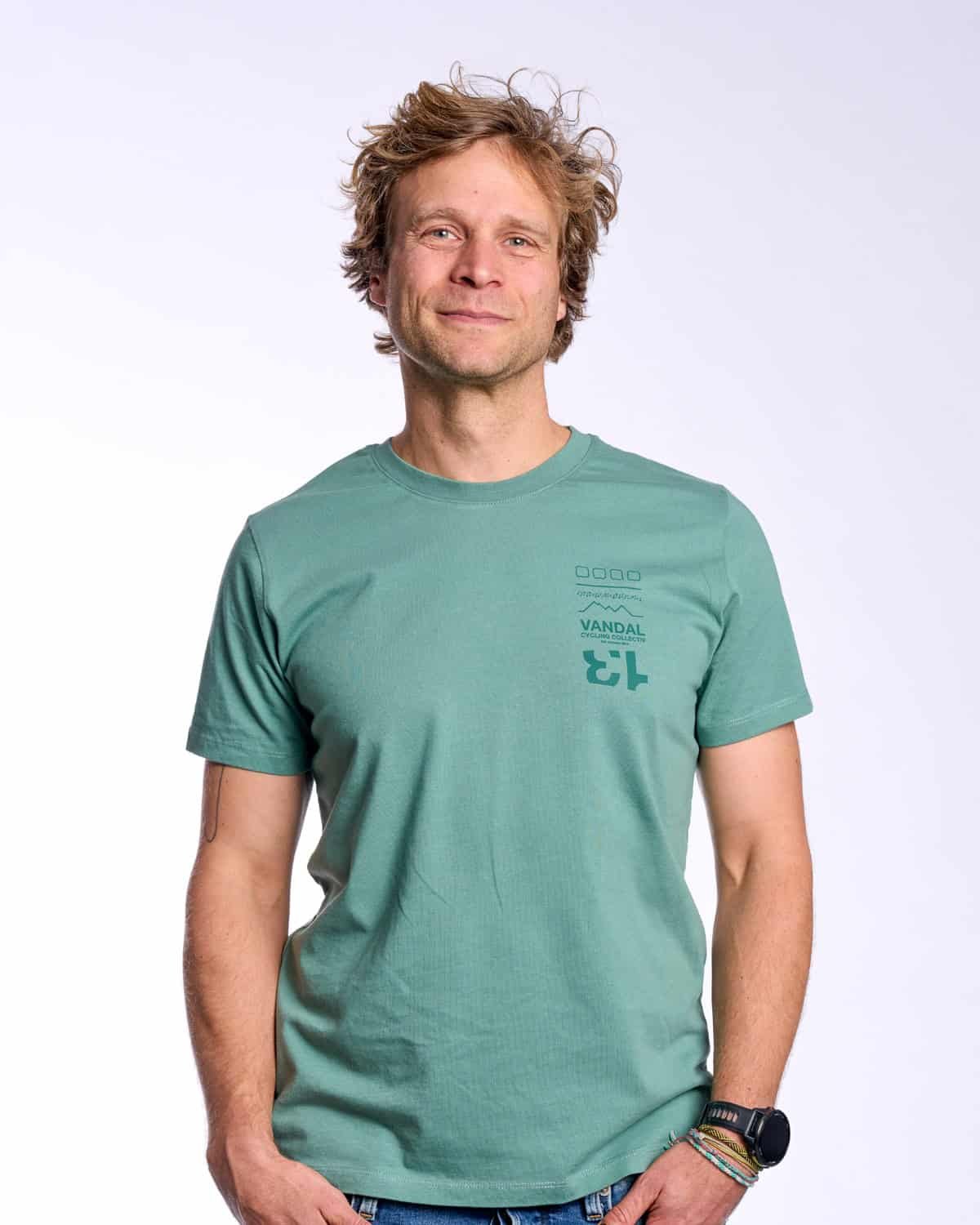 Cobbles-gravel-t-shirt-2