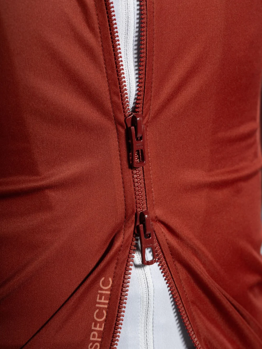 Double_Zipper_-_Gilet_Terra_Cotta
