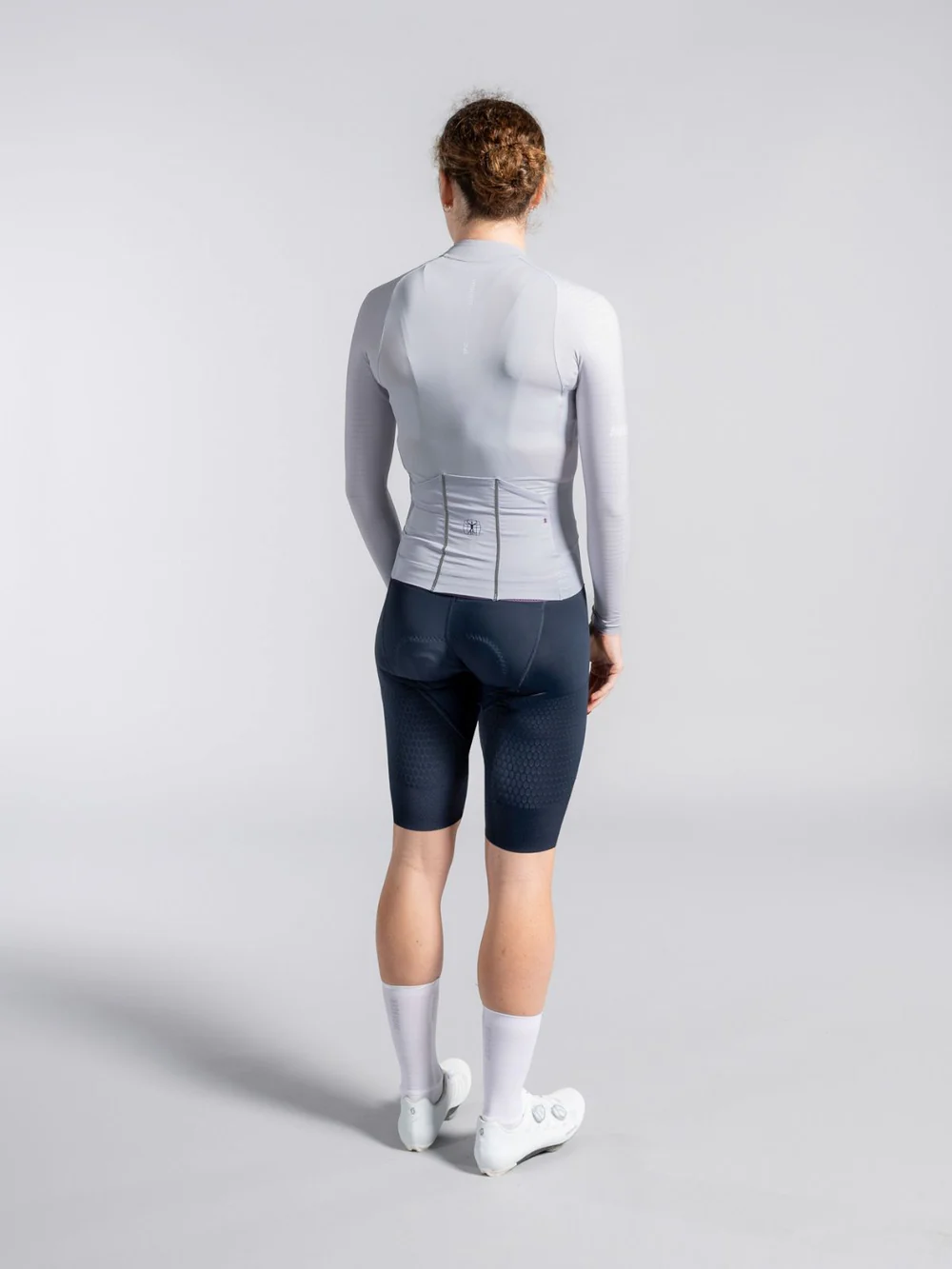 Epic_Long_Sleeve_Jersey_Cool_Grey_-_Silhouette_Back_Women