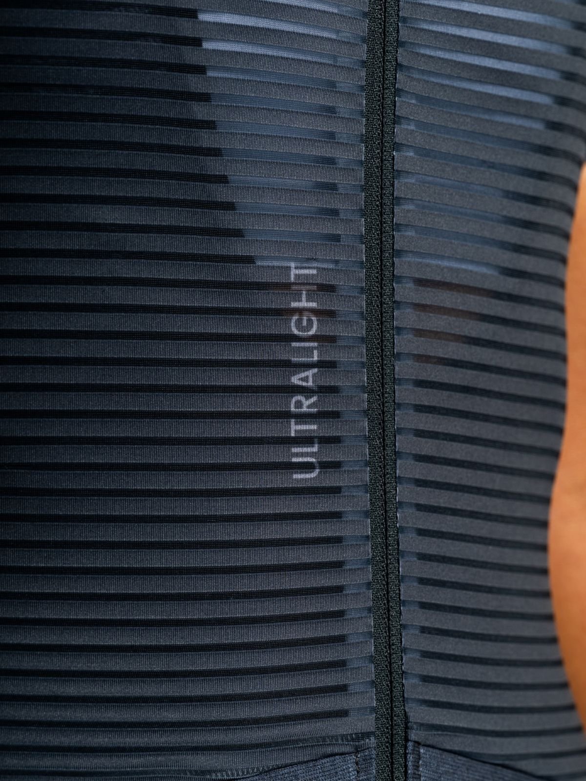 Epic_Ultralight_Jersey_Dusty_Charcoal_-_Mesh_Front_Women