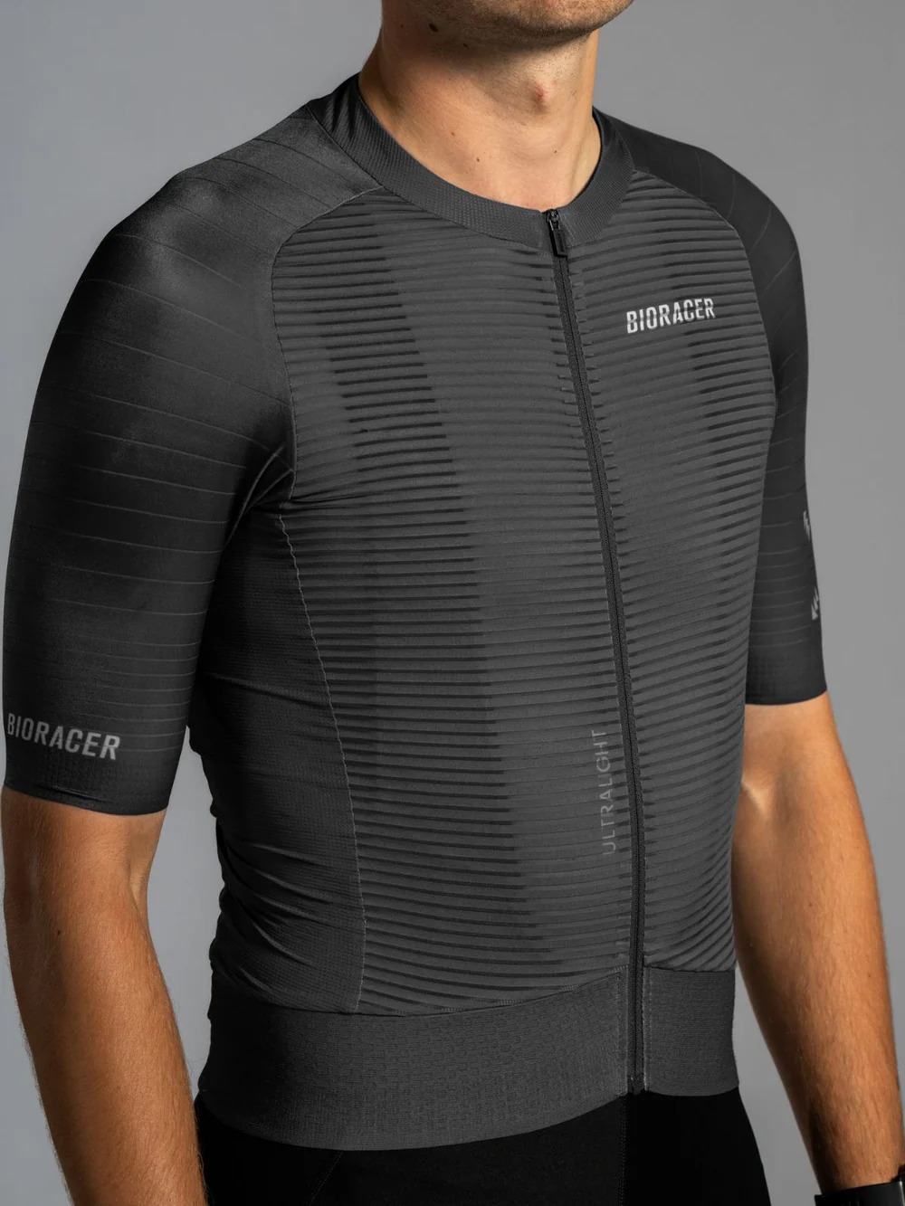 Epic_Ultralight_Jersey_Dusty_Charcoal_-_Race_Position_Fit