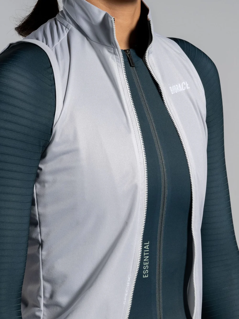 High_Collar_-_Gilet_Cool_Grey_Women