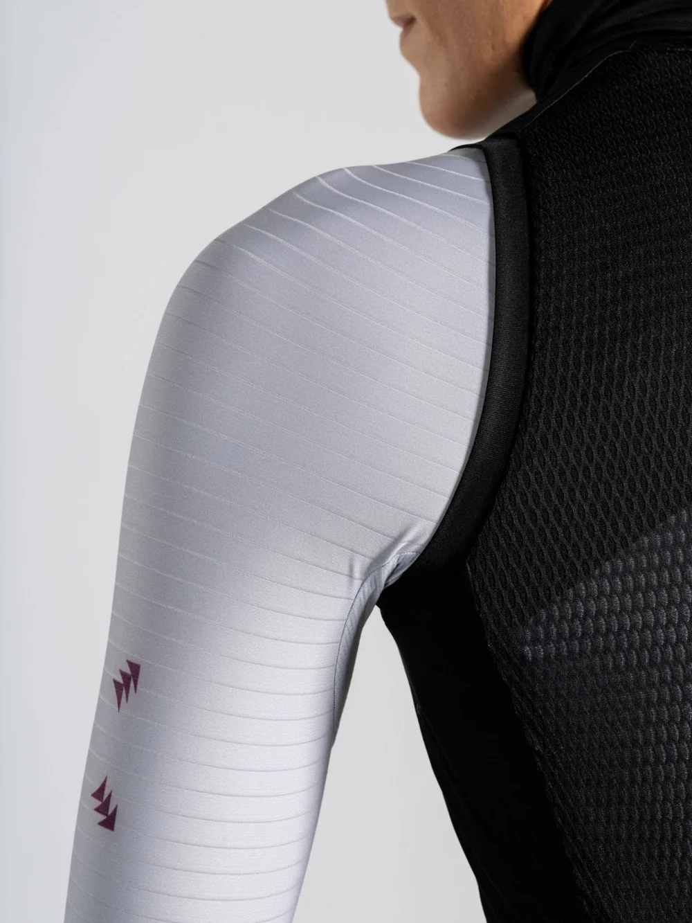 Mash_Back_-_Gilet_Eclipse_Black_Women