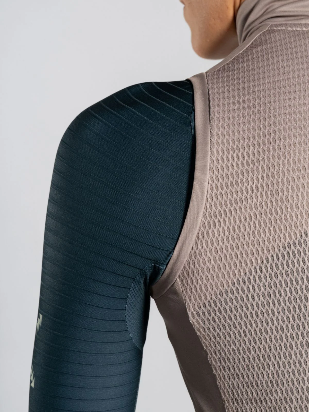 Mash_Back_-_Gilet_Sand_Storm_Women