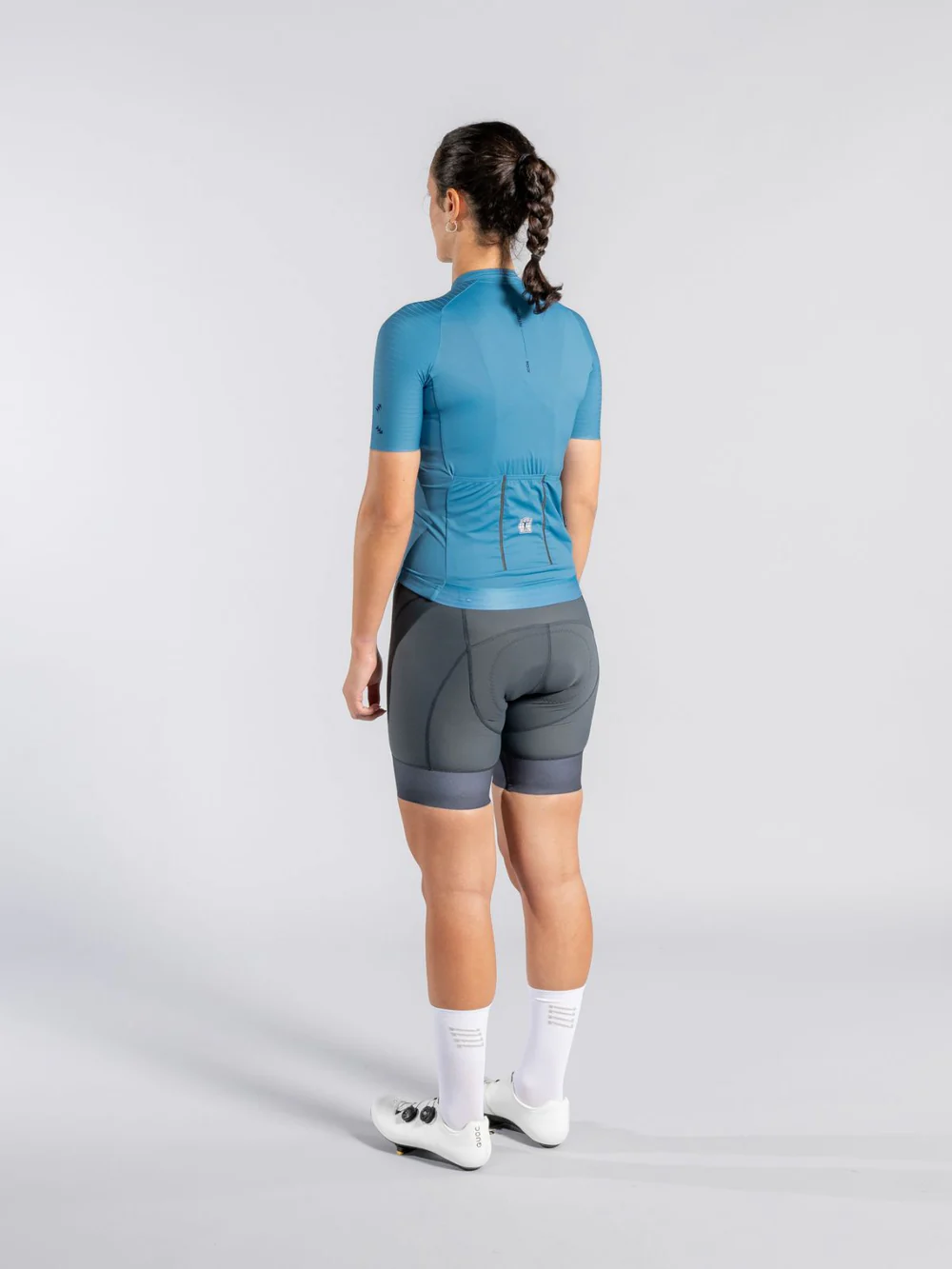 Silhouette_Back_-_Pacific_Sky_Women