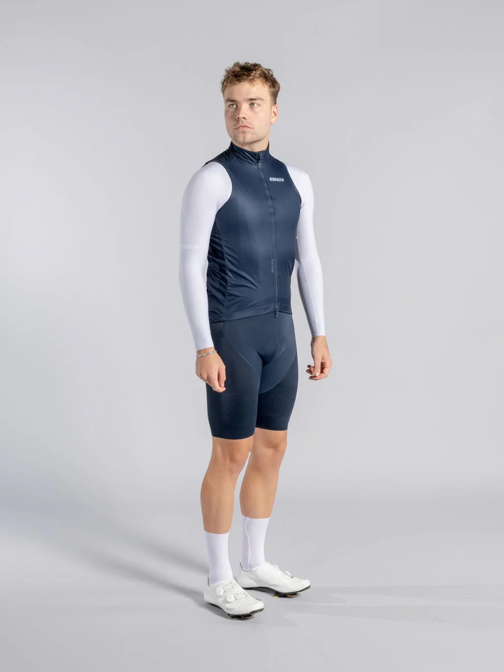 Silhouette_Front_-_Gilet_Misty_Nautica