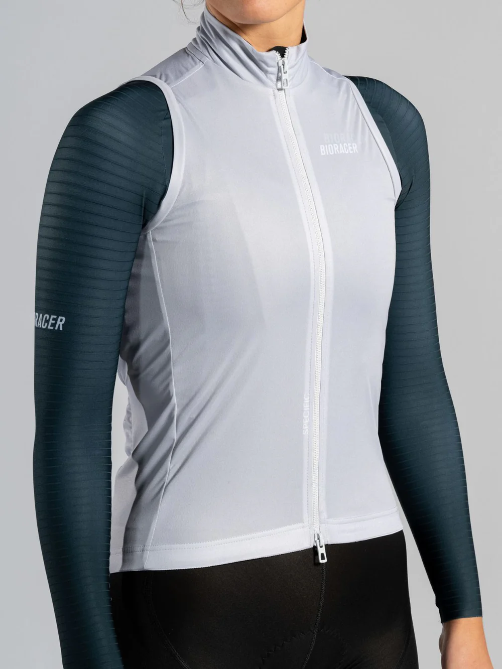 Wind_Block_Front_-_Gilet_Cool_Grey_Women